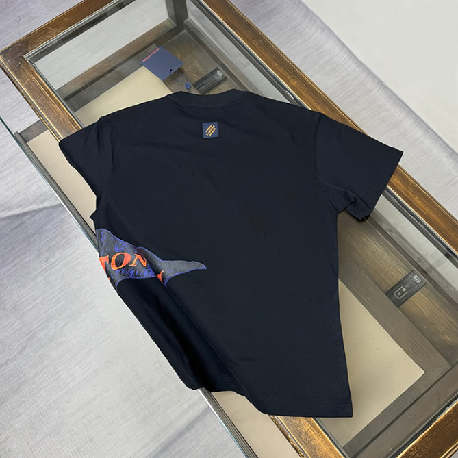 ルイ・ヴィトン フラッグ グラフィック パッチ Tシャツ ブラック FS145 - 画像 (7)