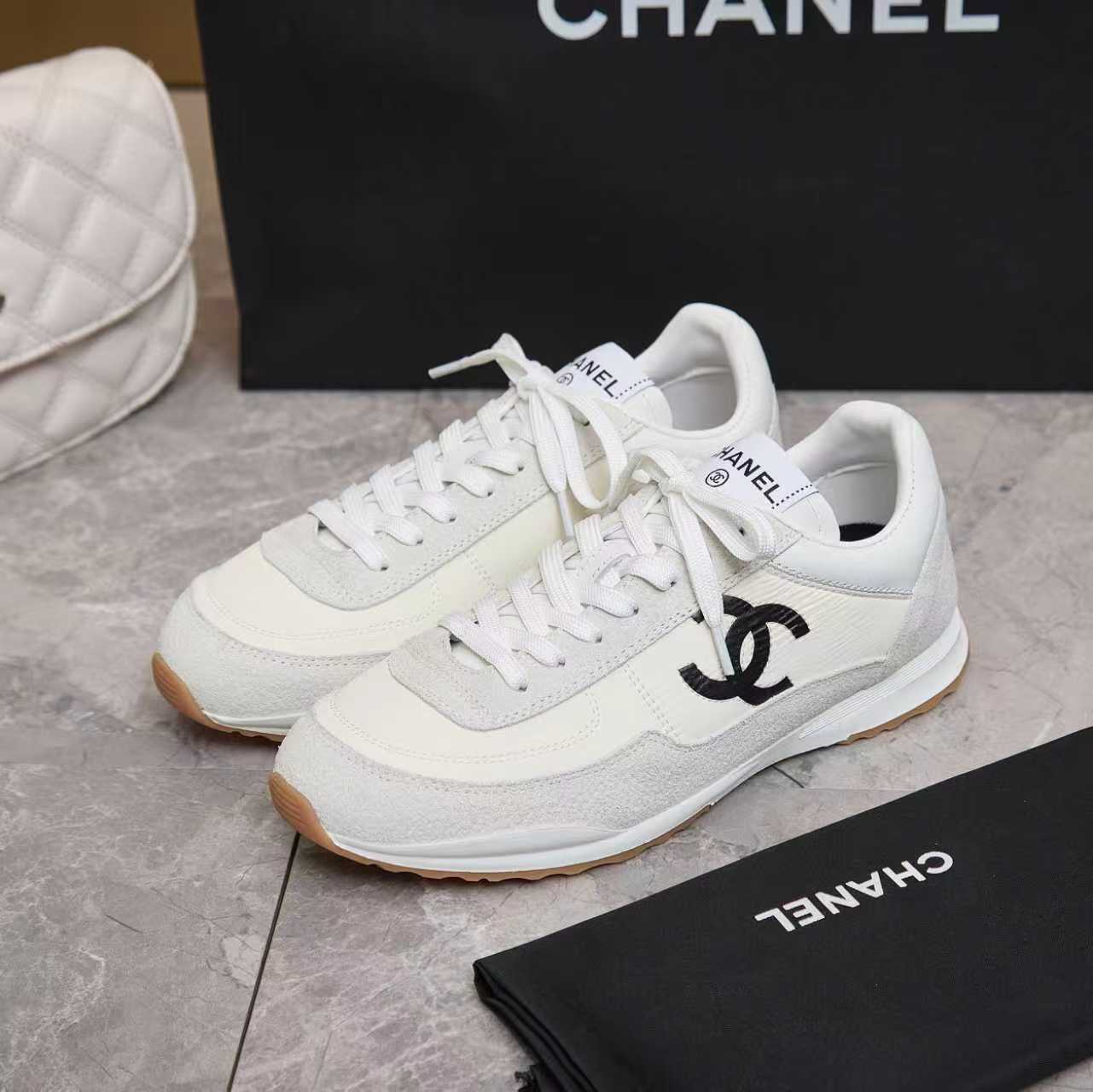 シャネル サイド CCロゴ ミックス素材 レトロ スニーカー ホワイト shoes167