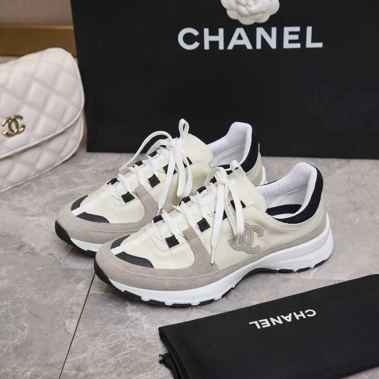 シャネル サイド CCロゴ ミックス素材 レトロ スニーカー グレー shoes172