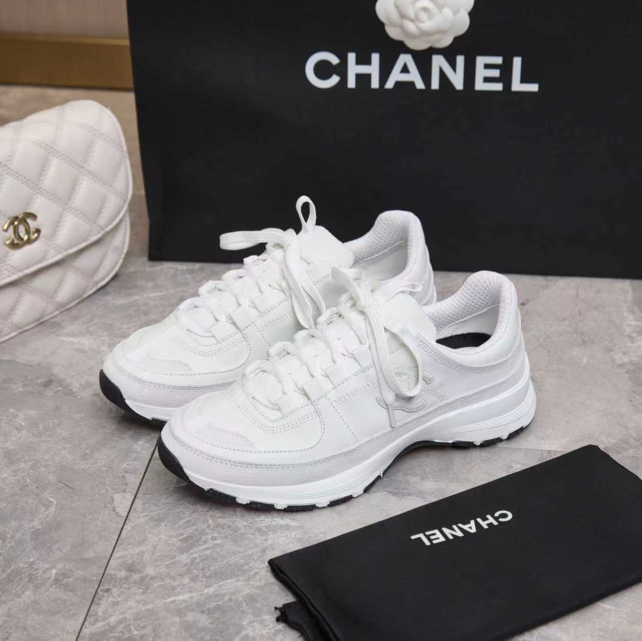 シャネル サイド CCロゴ ミックス素材 レトロ スニーカー オフホワイト shoes175