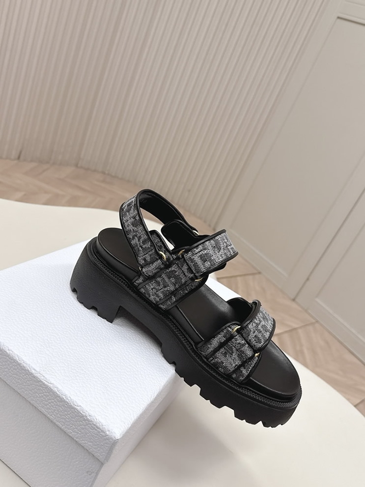ディオール オブリーク ジャカード 厚底 ベルクロ サンダル ブラック shoes177 - 画像 (4)