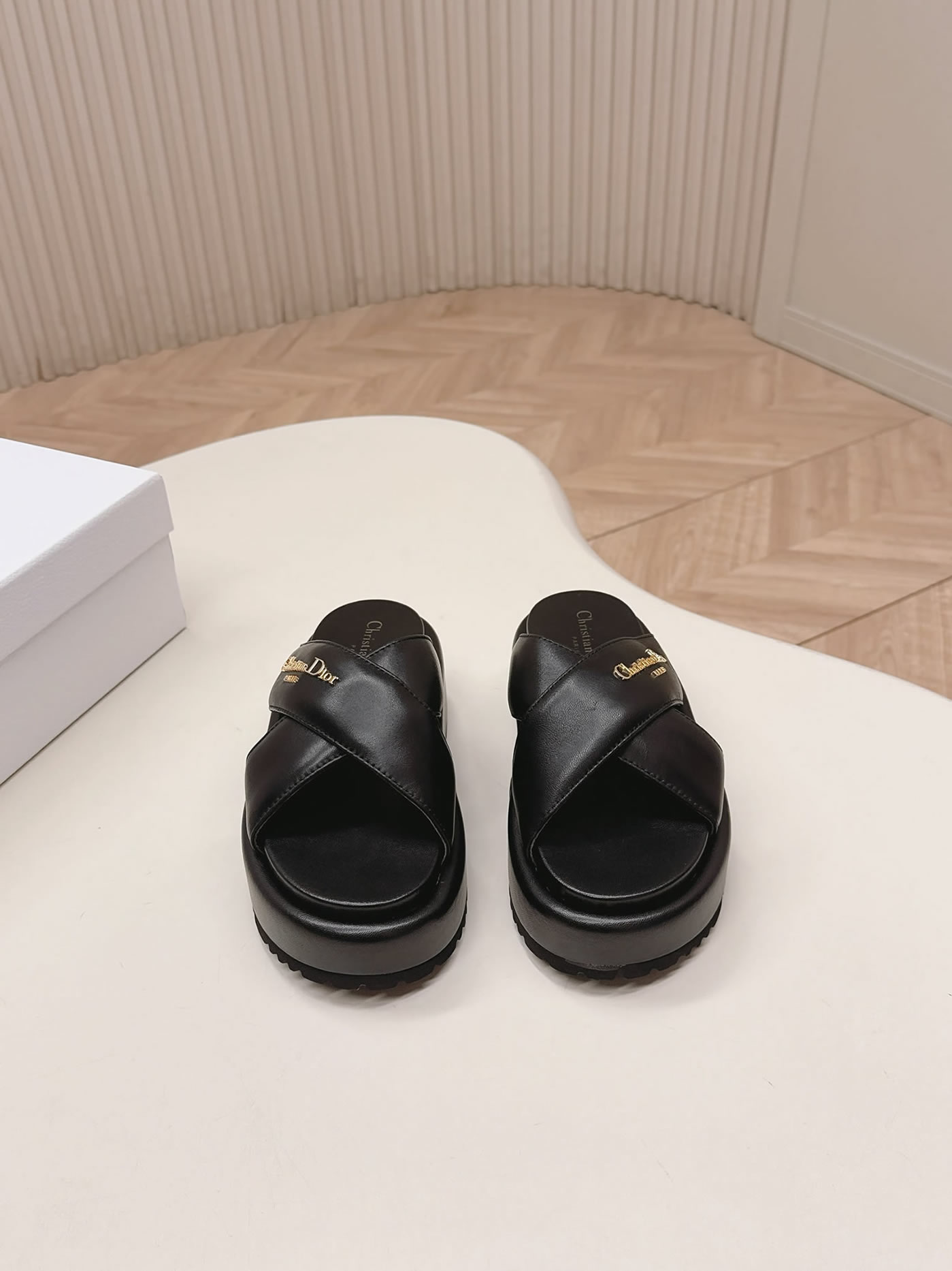 ディオール シグネチャー ラムスキン プラットフォーム ミュール ブラック shoes182 - 画像 (2)