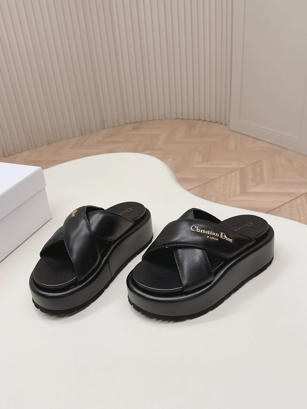 ディオール シグネチャー ラムスキン プラットフォーム ミュール ブラック shoes182