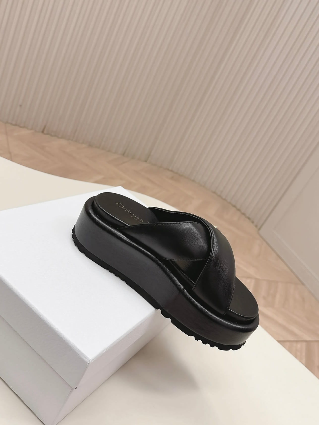 ディオール シグネチャー ラムスキン プラットフォーム ミュール ブラック shoes182 - 画像 (4)