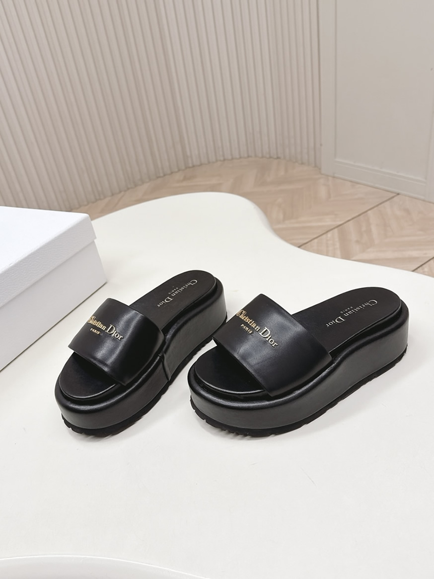 ディオール シグネチャー ラムスキン プラットフォーム ミュール ブラック shoes185
