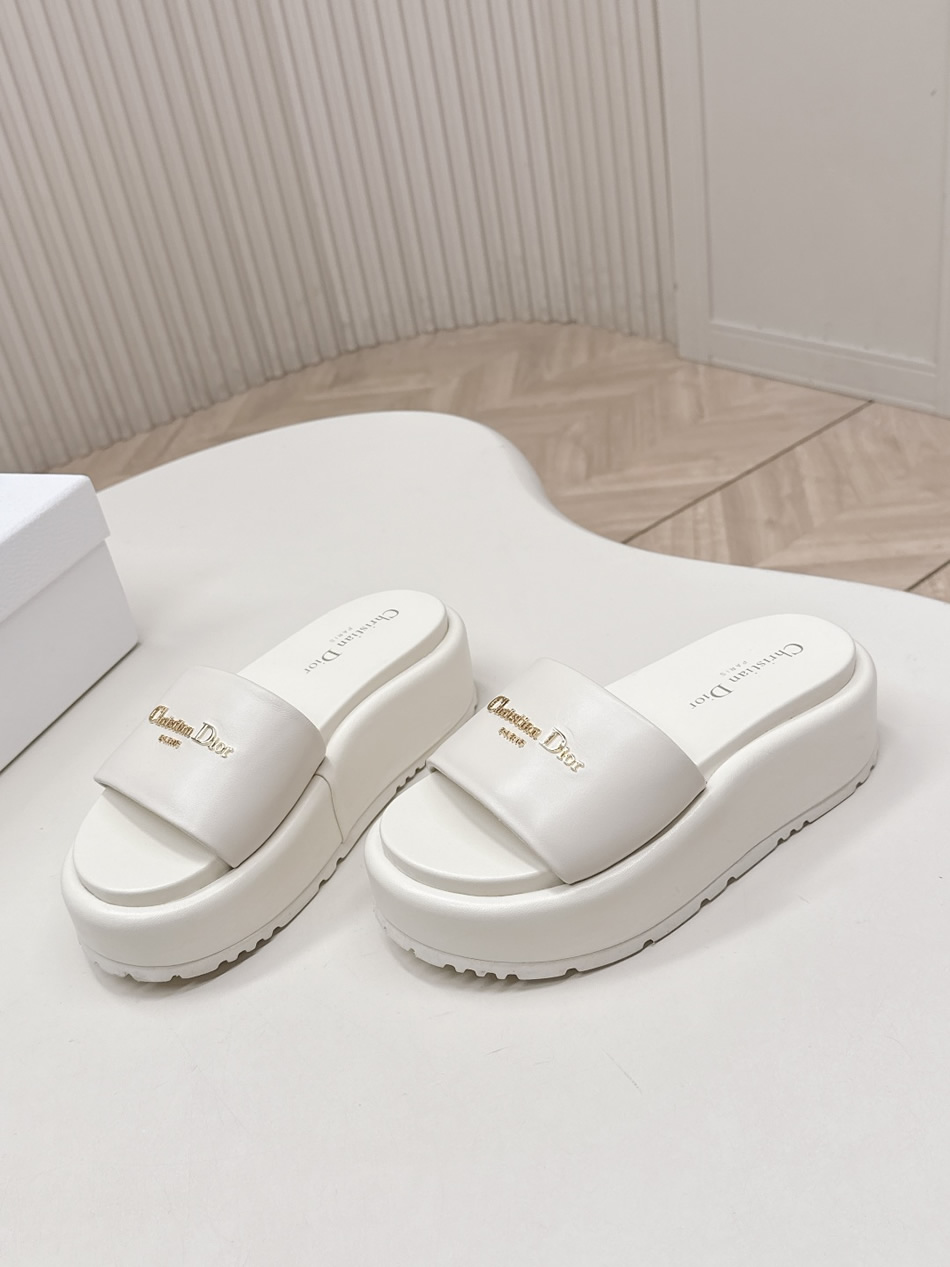 ディオール シグネチャー ラムスキン プラットフォーム ミュール オフホワイト shoes186
