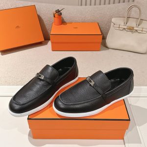 エルメス デスタン グレインド カーフスキン モカシン ブラック shoes195