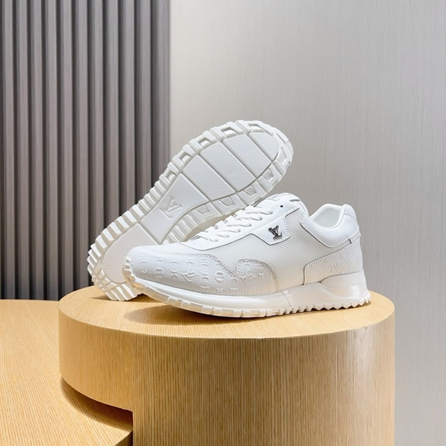 ルイ・ヴィトン ラン 55 ライン スニーカー モノグラム ブラン shoes224