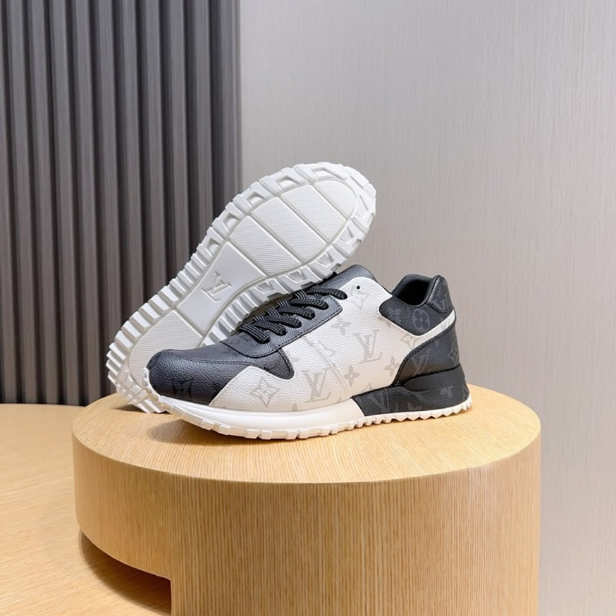ルイ・ヴィトン ラン 55 ライン スニーカー モノグラム ノワール ブラン shoes234