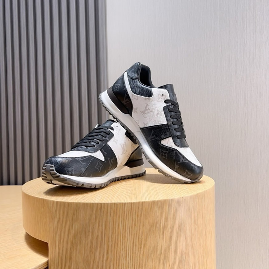 ルイ・ヴィトン ラン 55 ライン スニーカー モノグラム ノワール ブラン shoes235 - 画像 (5)