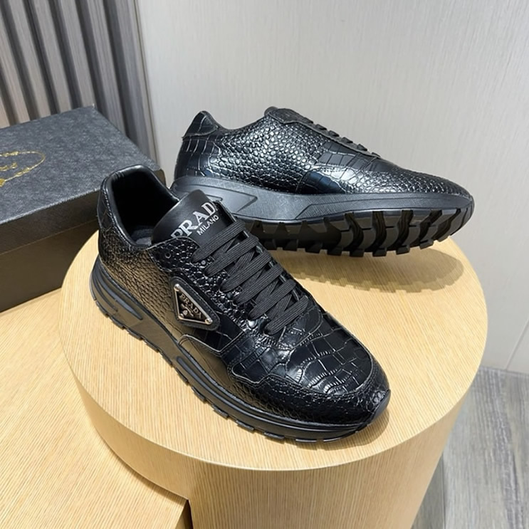 プラダ クロコダイル エンボス レザー スニーカー ノワール shoes242 - 画像 (4)