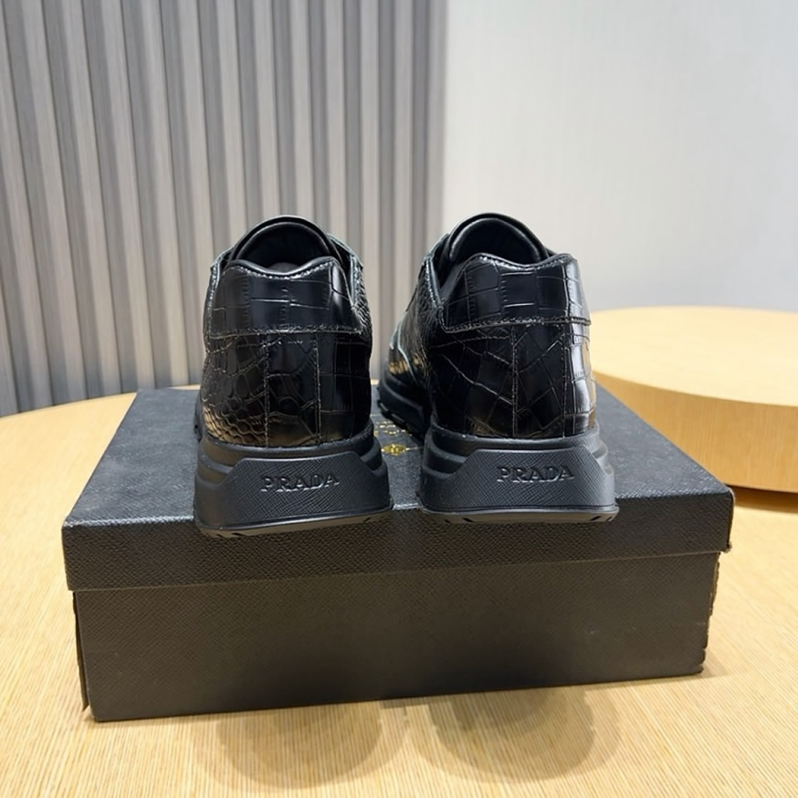 プラダ クロコダイル エンボス レザー スニーカー ノワール shoes242 - 画像 (5)