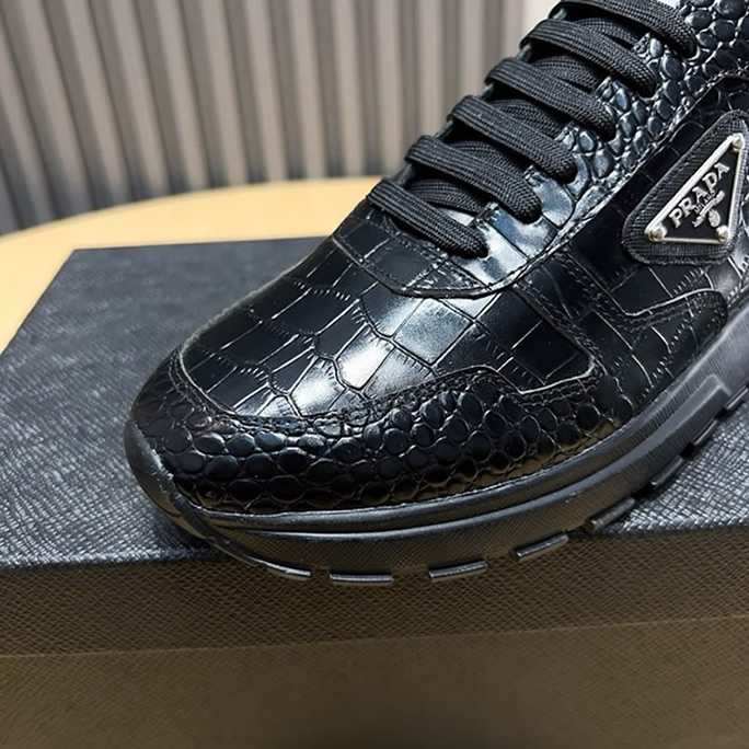 プラダ クロコダイル エンボス レザー スニーカー ノワール shoes242 - 画像 (9)