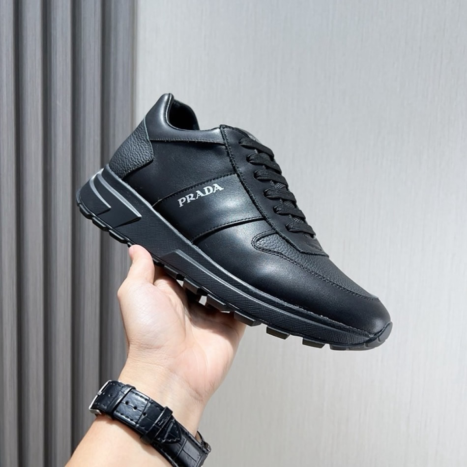 プラダ フルグレイン レザー スニーカー ノワール プリントロゴ shoes245 - 画像 (3)
