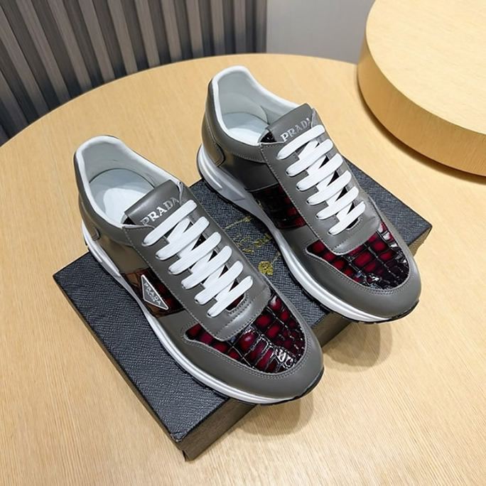 プラダ カーフレザー クロコダイル エンボス スニーカー グリ ルージュ shoes247 - 画像 (2)