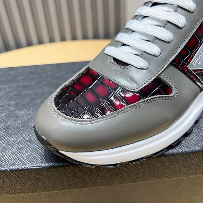 プラダ カーフレザー クロコダイル エンボス スニーカー グリ ルージュ shoes247 - 画像 (9)
