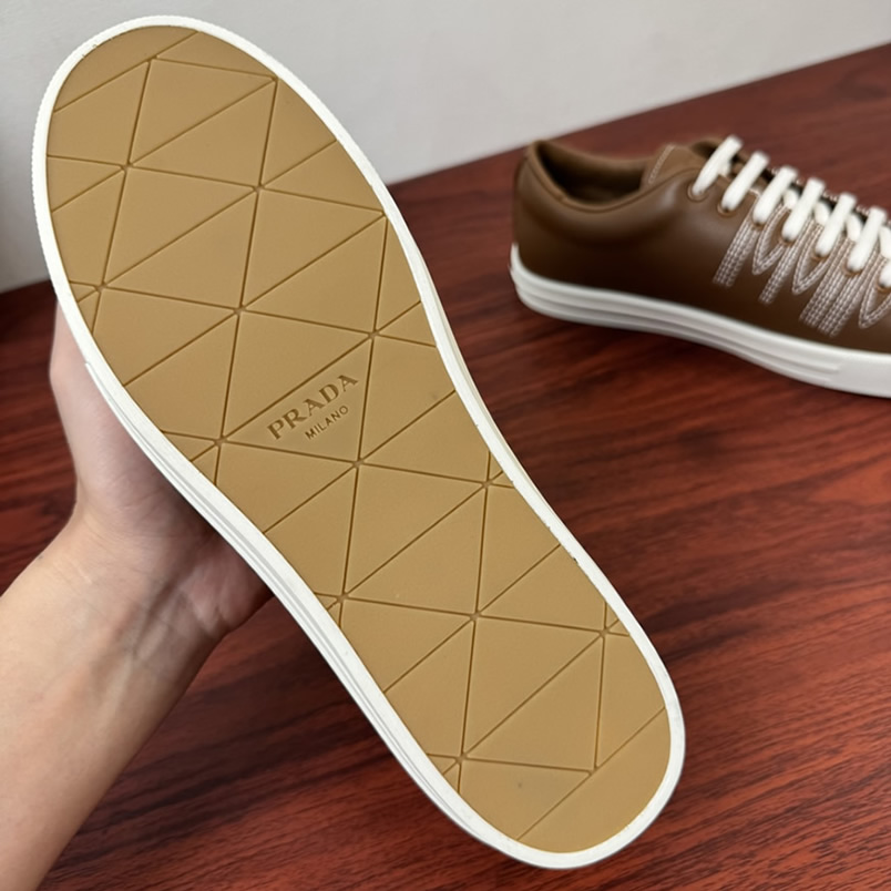 プラダ ディアスキン レザー スニーカー タバコ ステッチディテール shoes248 - 画像 (9)