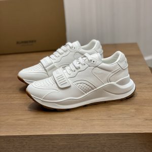 バーバリー スムース カーフレザー スニーカー ブランク パンチング shoes255