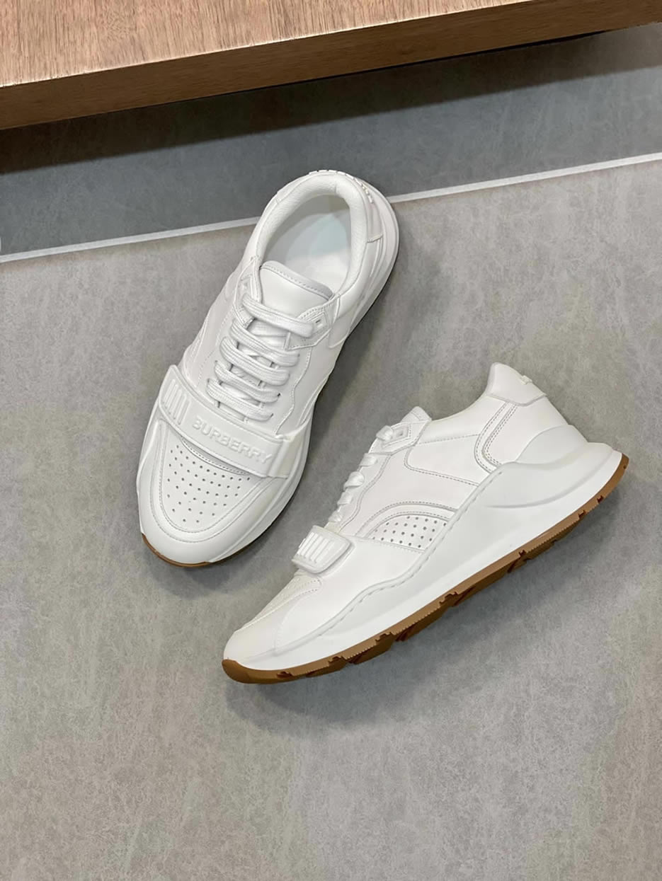 バーバリー スムース カーフレザー スニーカー ブランク パンチング shoes255 - 画像 (5)