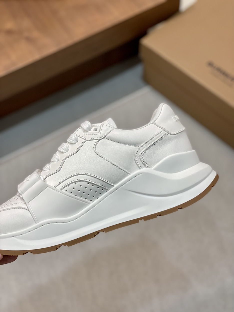 バーバリー スムース カーフレザー スニーカー ブランク パンチング shoes255 - 画像 (6)