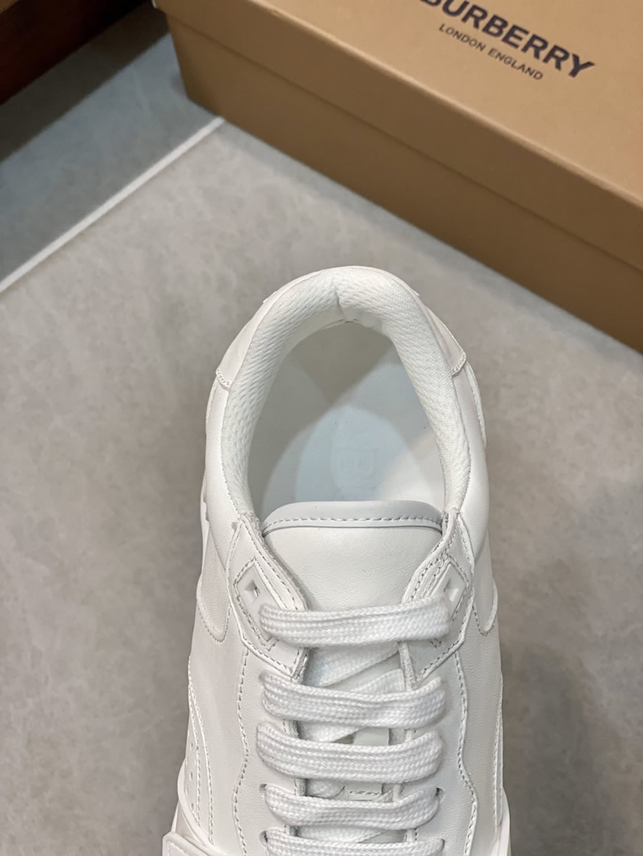 バーバリー スムース カーフレザー スニーカー ブランク パンチング shoes255 - 画像 (9)