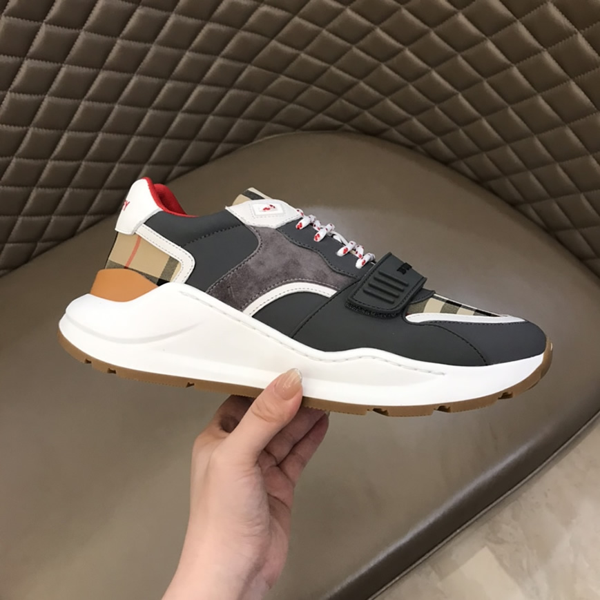 バーバリー テクニカル ファブリック&スエード スニーカー ブルー グリ shoes261 - 画像 (6)