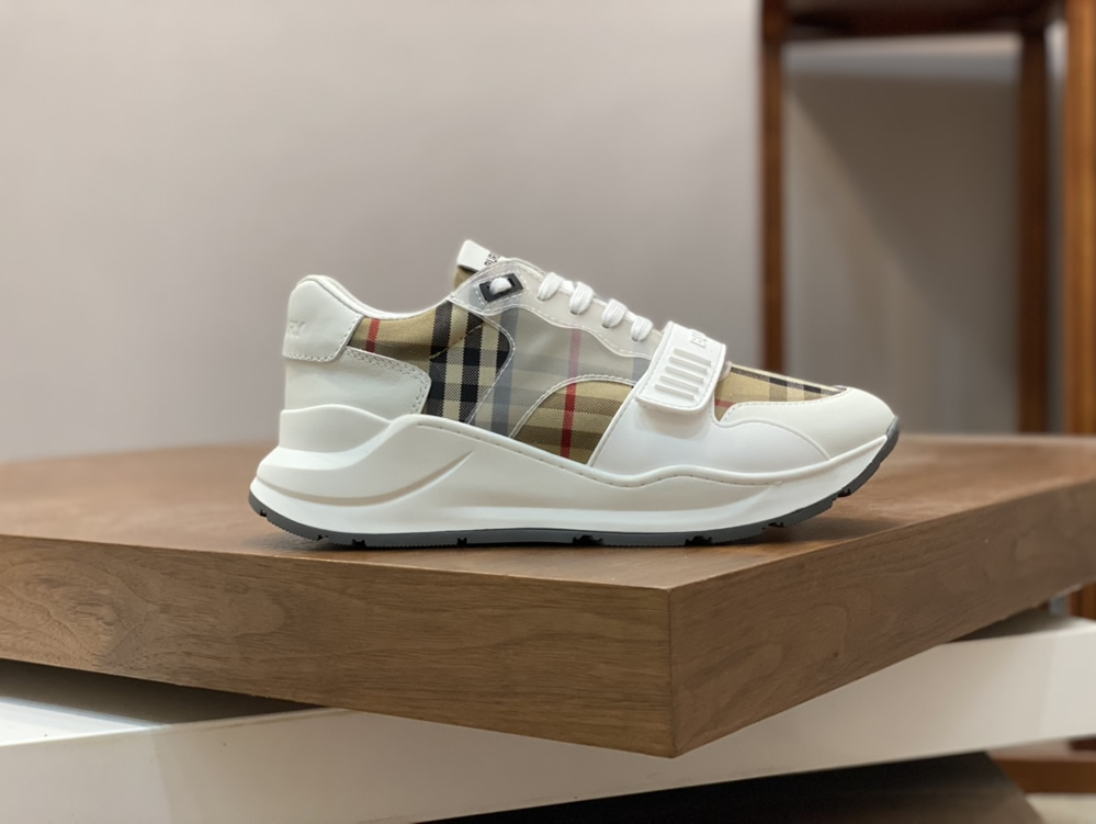 バーバリー ヴィンテージチェック&レザー スニーカー ブランク shoes270 - 画像 (3)