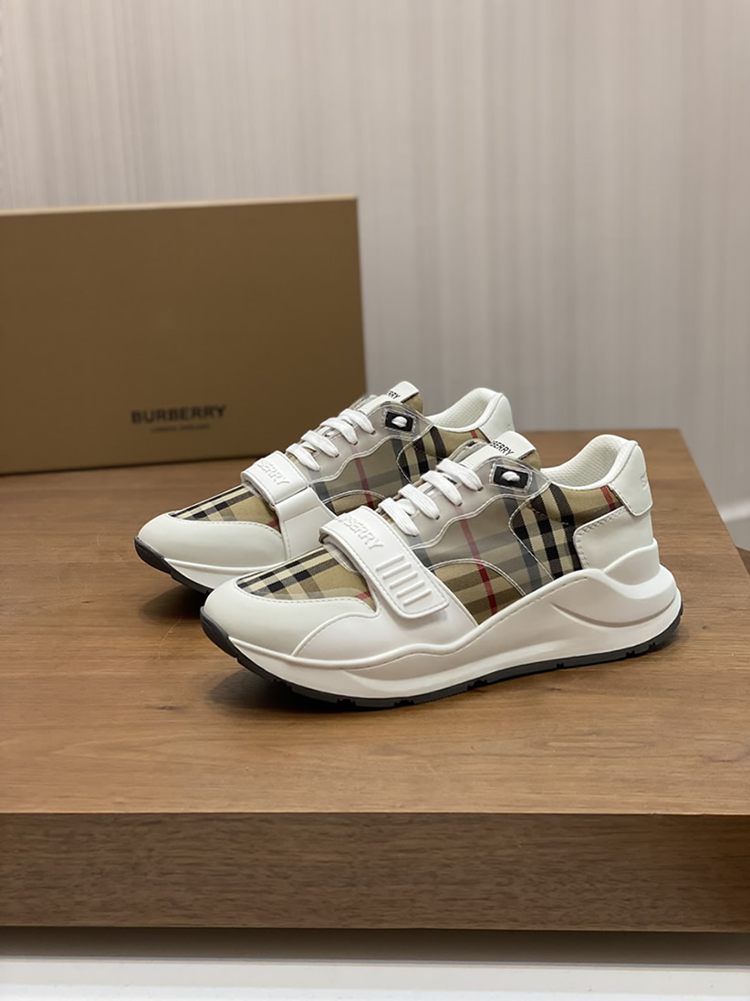 バーバリー ヴィンテージチェック&レザー スニーカー ブランク shoes270