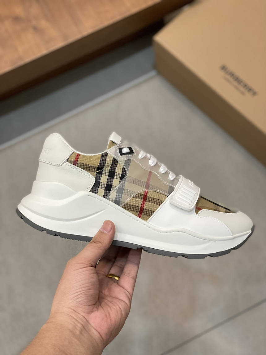 バーバリー ヴィンテージチェック&レザー スニーカー ブランク shoes270 - 画像 (4)