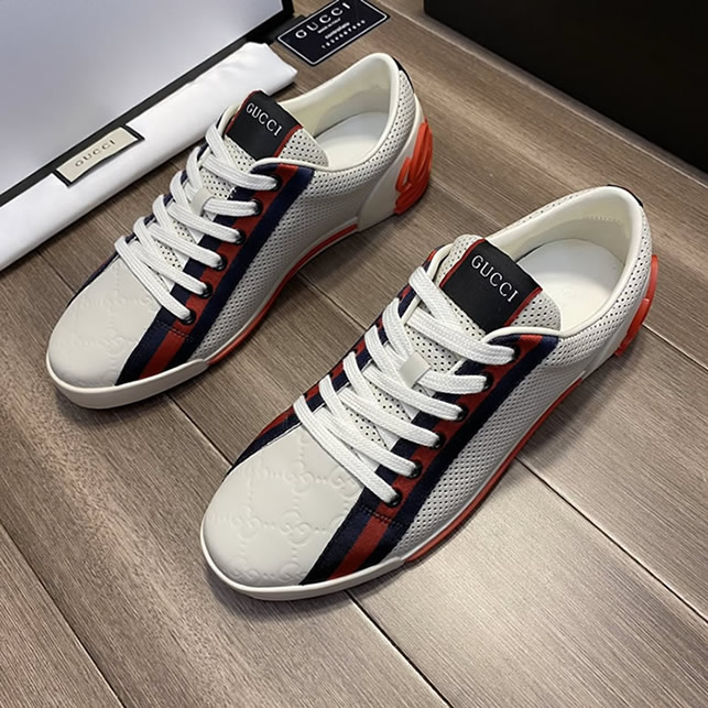 グッチ GG エンボス＆パンチング レザー スニーカー ブランク shoes275