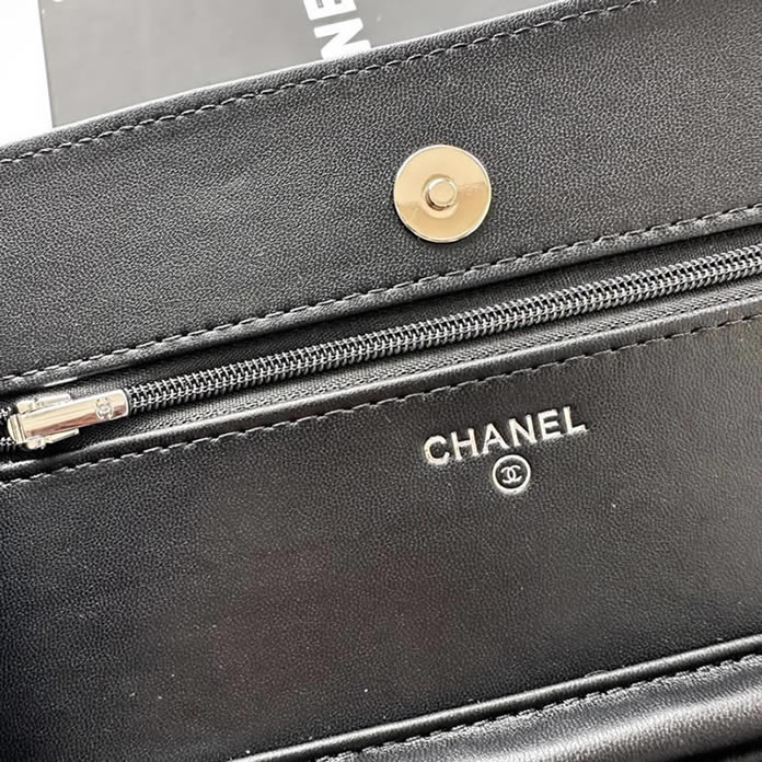 シャネル クラシック チェーンウォレット ラムスキン ブラック シルバー金具 CHAP0250 Y01295 94305 - 画像 (8)