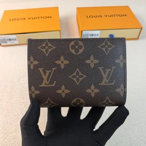 ルイ・ヴィトン ポルトモネ・ロザリ モノグラム ローズ・バレリーヌ M86366