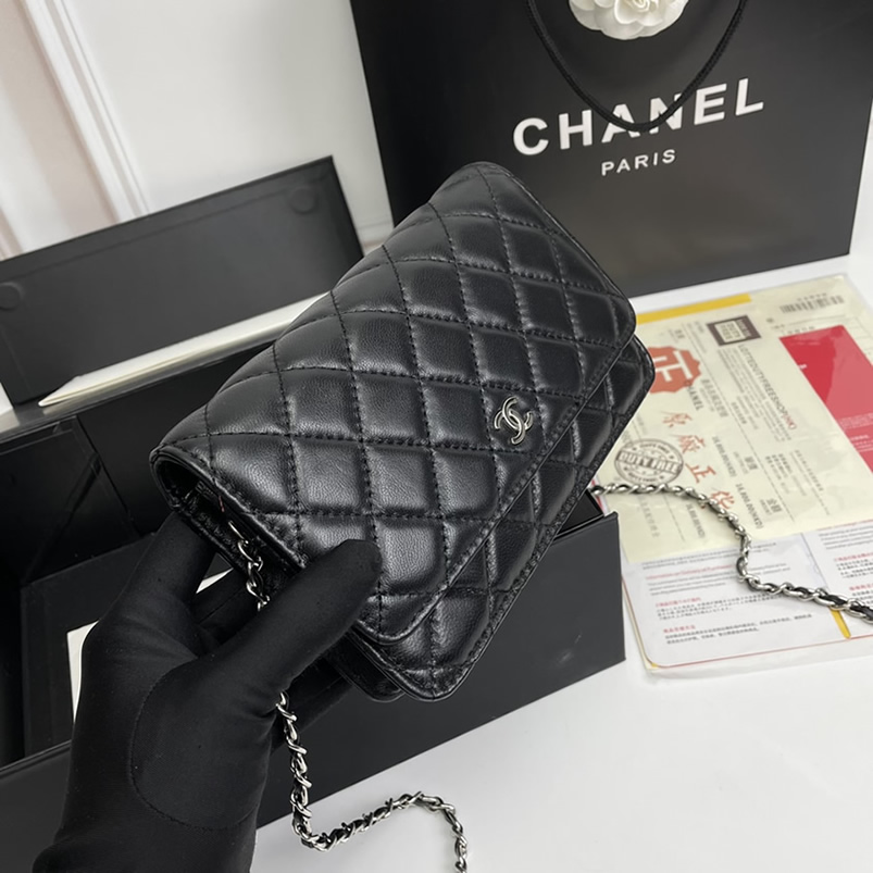 シャネル チェーンウォレット クラシック マトラッセ ラムスキン ブラック シルバー金具 レディース CH33814 - 画像 (2)