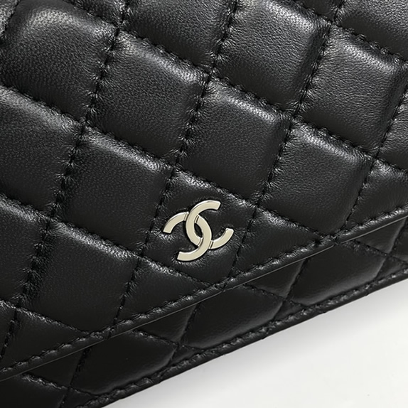 シャネル チェーンウォレット クラシック マトラッセ ラムスキン ブラック シルバー金具 レディース CH33814 - 画像 (5)