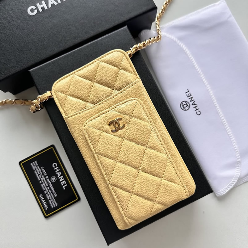 シャネル 携帯ケース クラシック マトラッセ キャビアスキン イエロー ゴールド金具 レディース CH50079 - 画像 (2)