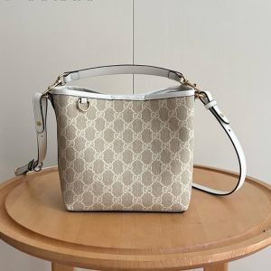 グッチ バッグ GGスプリーム バケットバッグ ベージュ ホワイト レディース GU815118