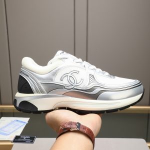 シャネル スニーカー メッシュ ラミネート ラムスキン シルバー ホワイト CCロゴ shoes294