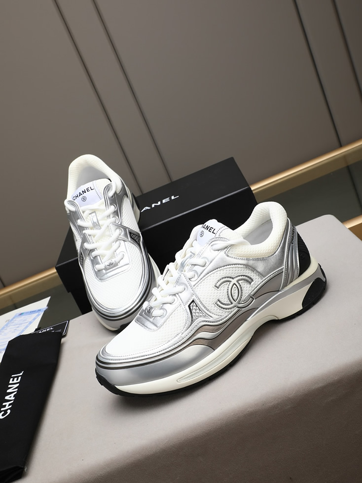シャネル スニーカー メッシュ ラミネート ラムスキン シルバー ホワイト CCロゴ shoes294 - 画像 (9)