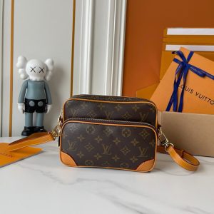 ルイヴィトン アマゾン ショルダーバッグ モノグラム ブラウン M29273