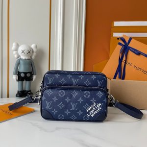 ルイヴィトン アマゾン ショルダーバッグ モノグラム ネイビー ブルー ロゴ M29273