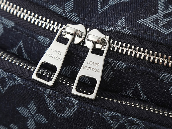 ルイヴィトン ボディバッグ モノグラム デニム ブルー シルバー 2WAY M28619 - 画像 (7)
