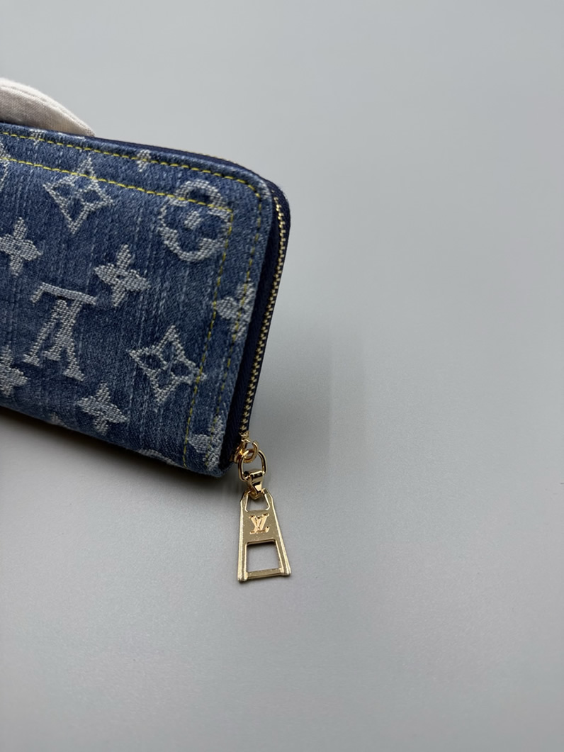 ルイヴィトン 二つ折り財布 モノグラム デニム ブルー ジッピー コインパース ルイヴィトン 二つ折り財布 モノグラム デニム ブルー ジッピー コインパース M82957 - 画像 (4)