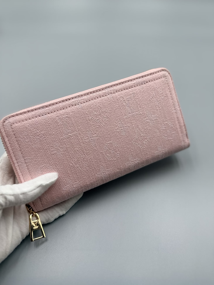 ルイヴィトン 長財布 モノグラム デニム ピンク ジッピー ウォレット ラウンドファスナー M82958