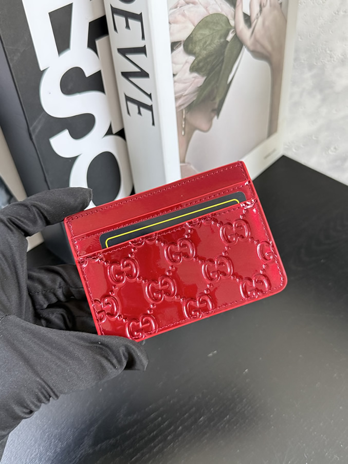 グッチ GGエンボス パテントレザー カードケース レッド guc847205 - 画像 (3)