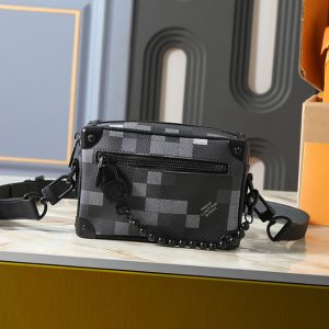 ルイヴィトン ダミエグラフィット メッセンジャーバッグ ブラック金具 M14729