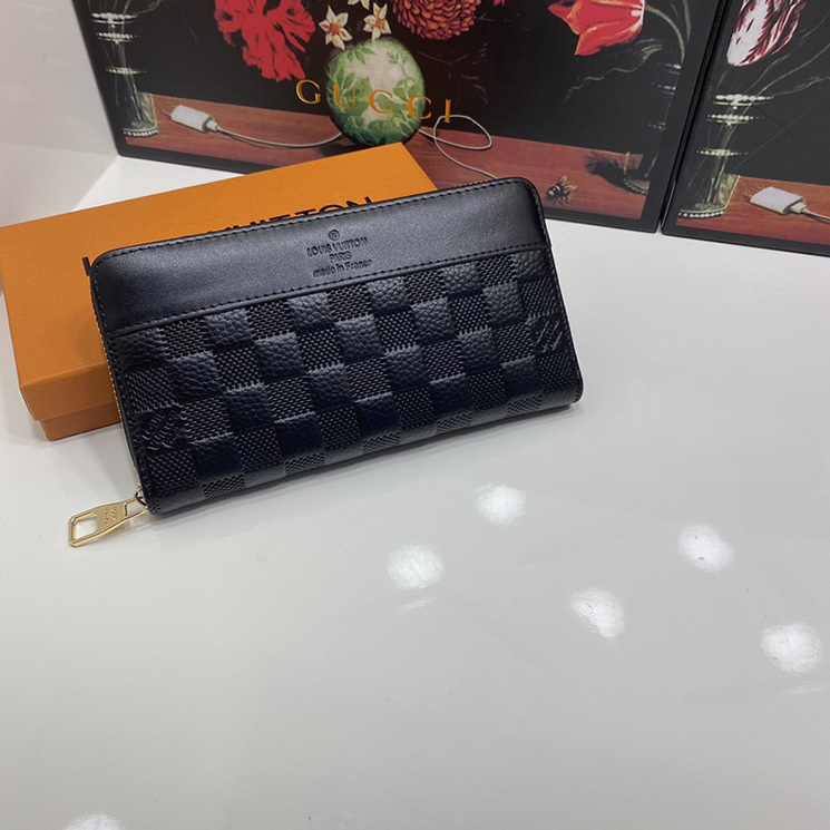 ルイ・ヴィトン ダミエ エンボス ジッピーウォレット ブラック L6130