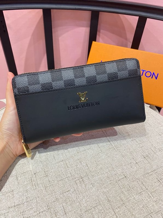 ルイ・ヴィトン ダミエ・グラフィット×レザー ジッピーウォレット LV6124