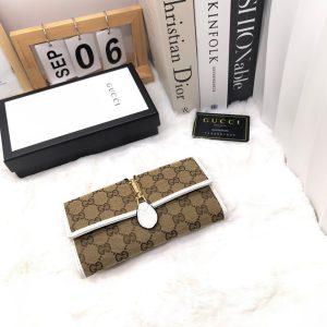 グッチ ジャッキー 1961 GGスプリーム コンチネンタルウォレット 8701