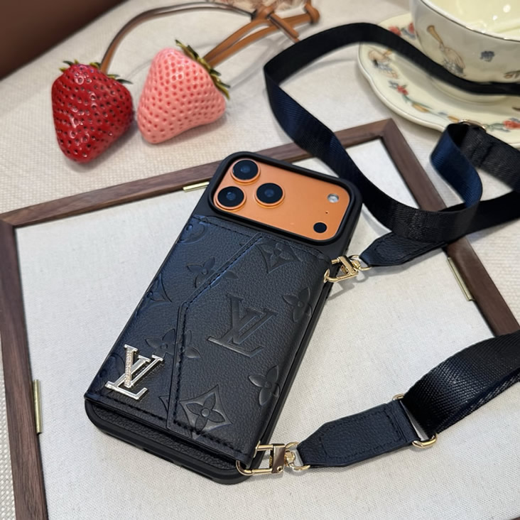 ルイ・ヴィトン iPhone用 モノグラム・エンボス レザー フォンケース(ブラック) IP040 - 画像 (5)