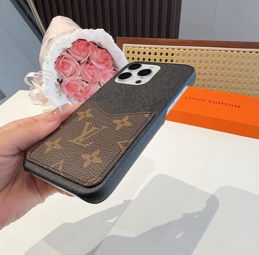 ルイ・ヴィトン iPhone用 モノグラム・キャンバス&レザー フォンケース IP043 - 画像 (4)